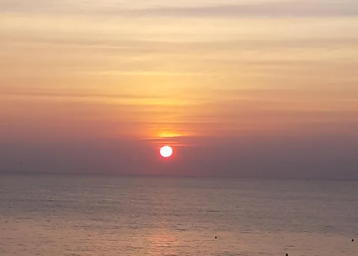 Casa vacanze Little Beach House - Free Parking *