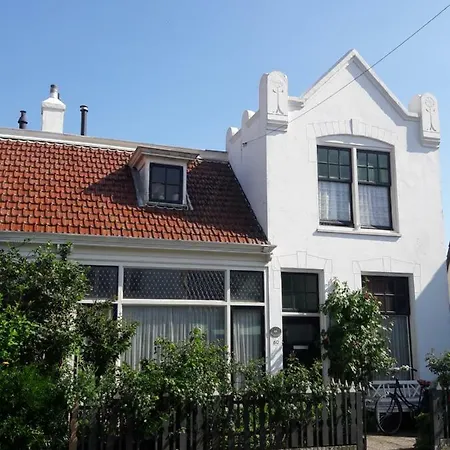 Holiday home Little House