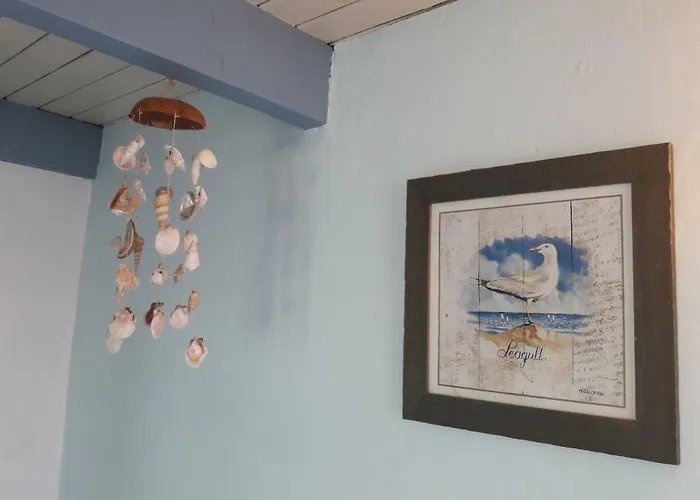 Little Beach House - Free Parking Vakantiehuis *